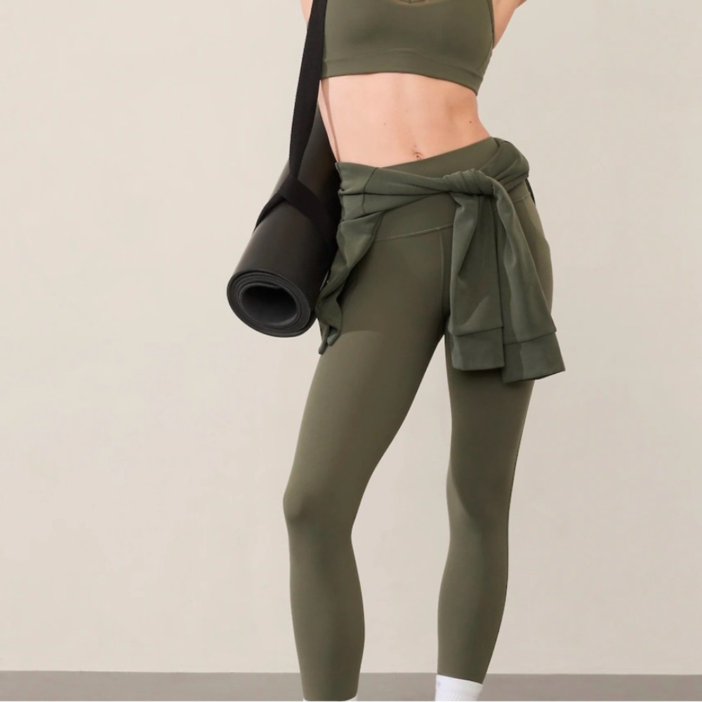 ATHLETA SALUTATION STASH HIGH RISE MESH 7/8 LEGGING SIZE L